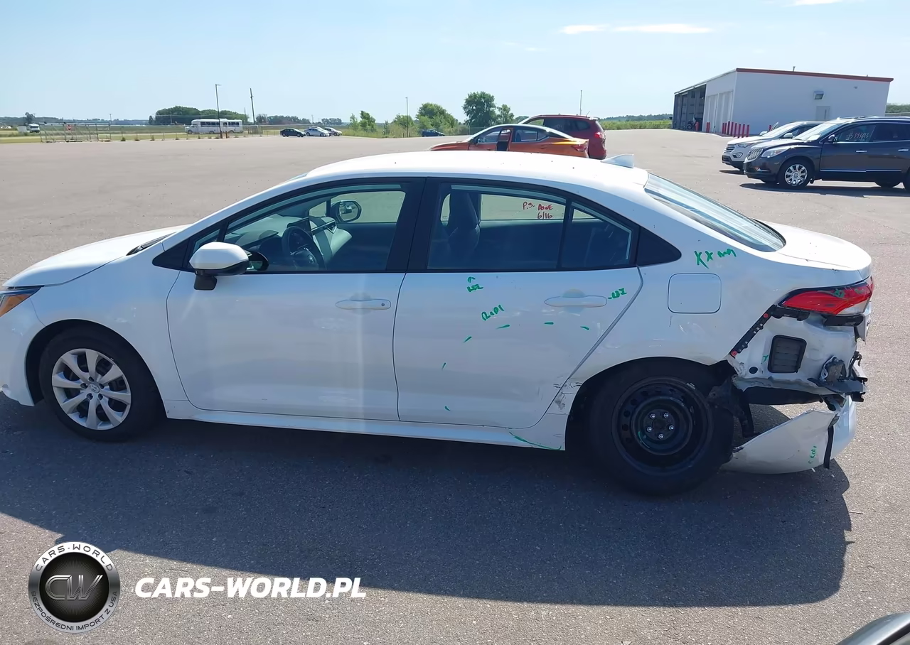 2026 Toyota Corolla Le VIN:5YFB4MDE5TP377041 - 14