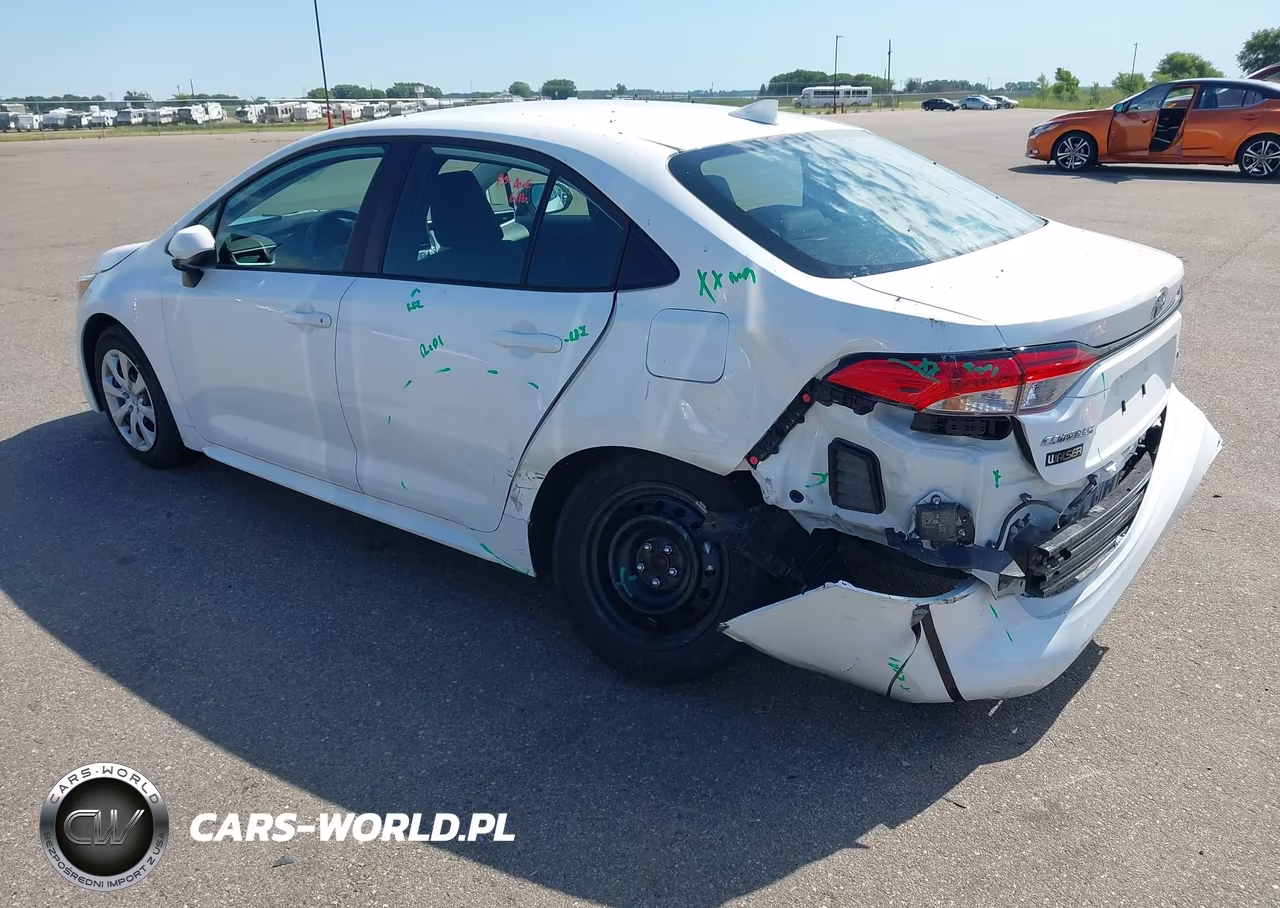 2026 Toyota Corolla Le VIN:5YFB4MDE5TP377041 - 3