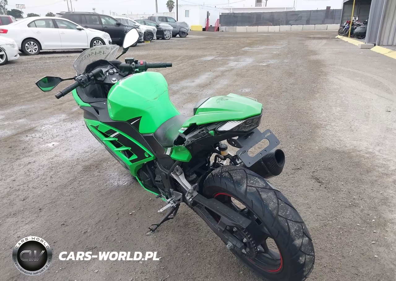 2014 Kawasaki Ex300 A VIN:JKAEX8A17EA002153 - 3