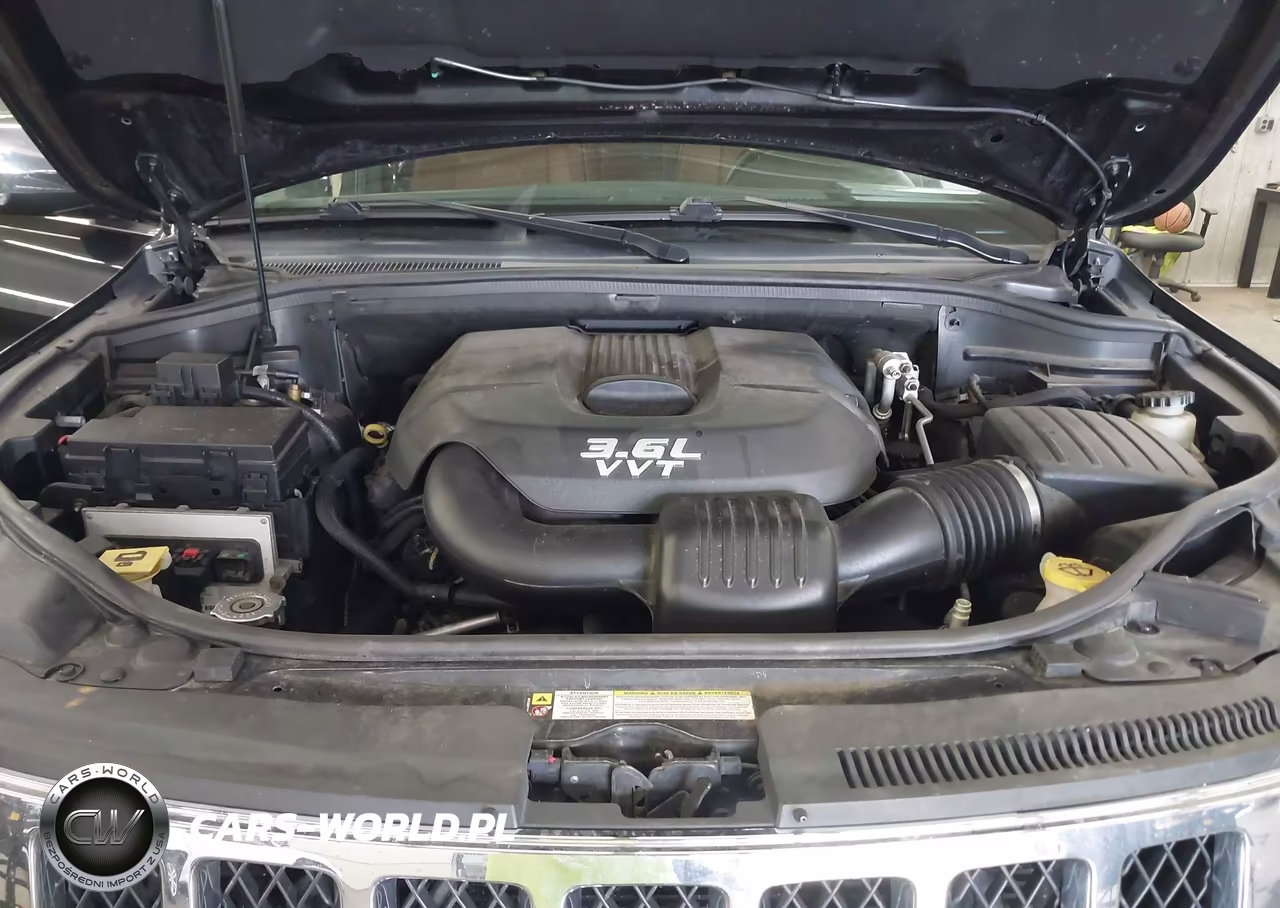 2013 Jeep Grand Cherokee Overland VIN:1C4RJFCG3DC607143 - 10