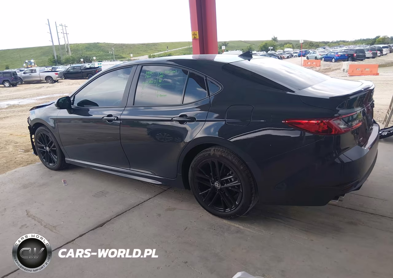 2026 Toyota Camry Se VIN:4T1DAACK2TU307518 - 14