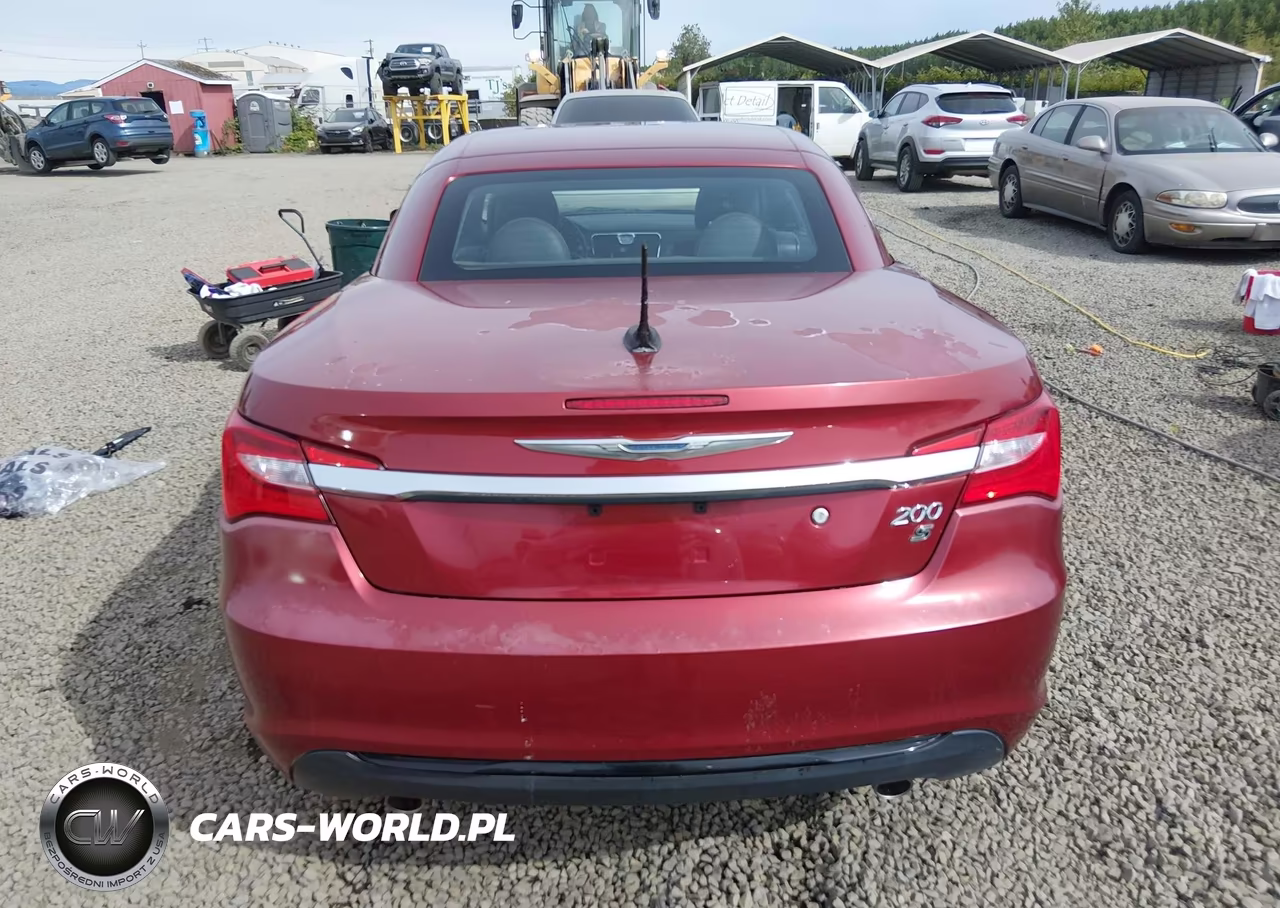 2013 Chrysler 200 S VIN:1C3BCBGG9DN684901 - 16
