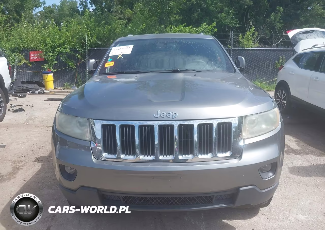 2011 Jeep Grand Cherokee Laredo VIN:1J4RR4GG5BC670808 - 13