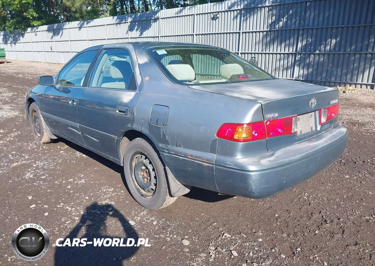 2001 Toyota Camry Ce VIN:4T1BG22K51U870055 - 3