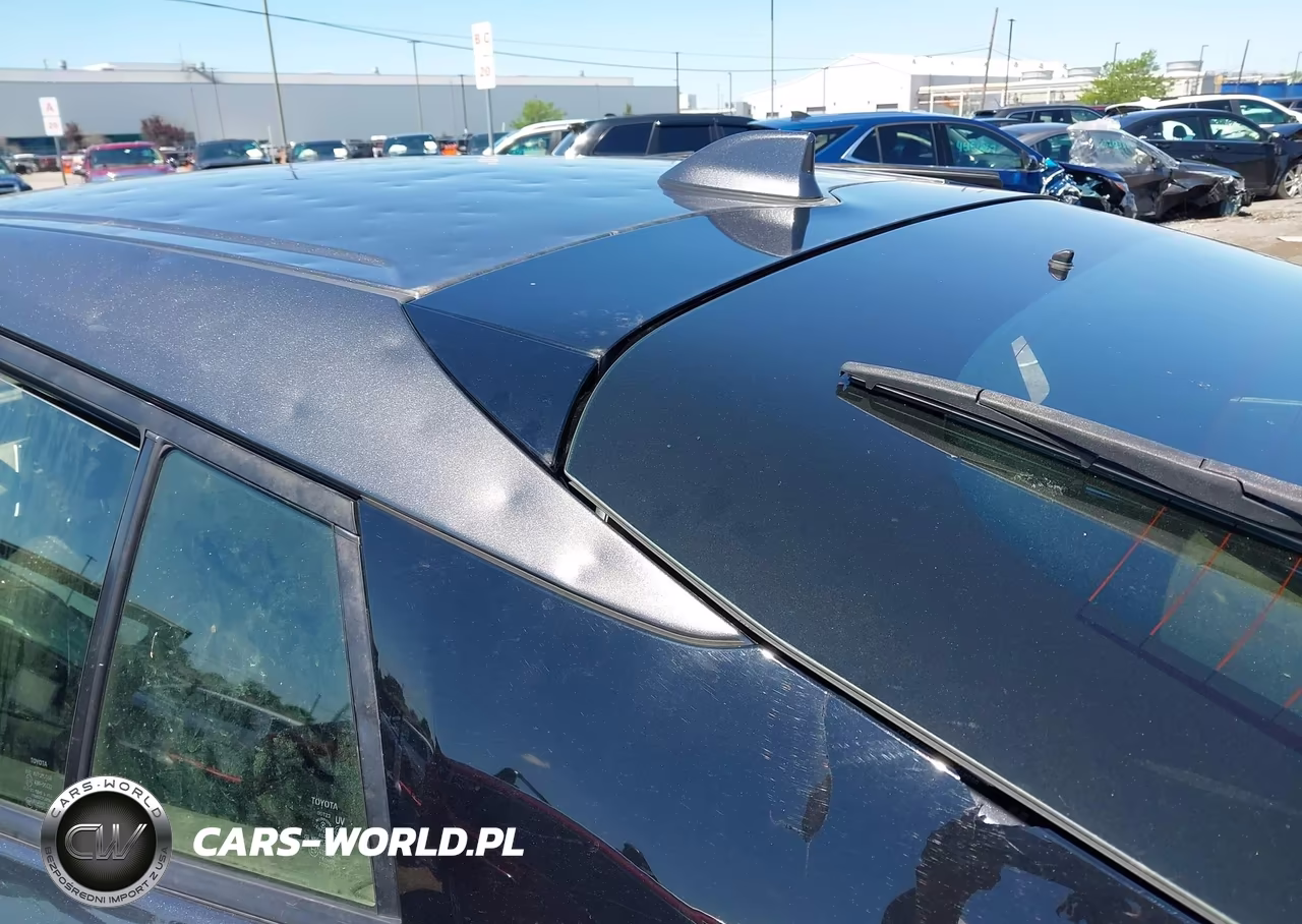 2021 Toyota Prius Le VIN:JTDKAMFU6M3134054 - 17