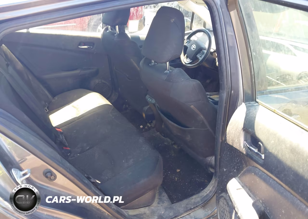 2021 Toyota Prius Le VIN:JTDKAMFU6M3134054 - 8