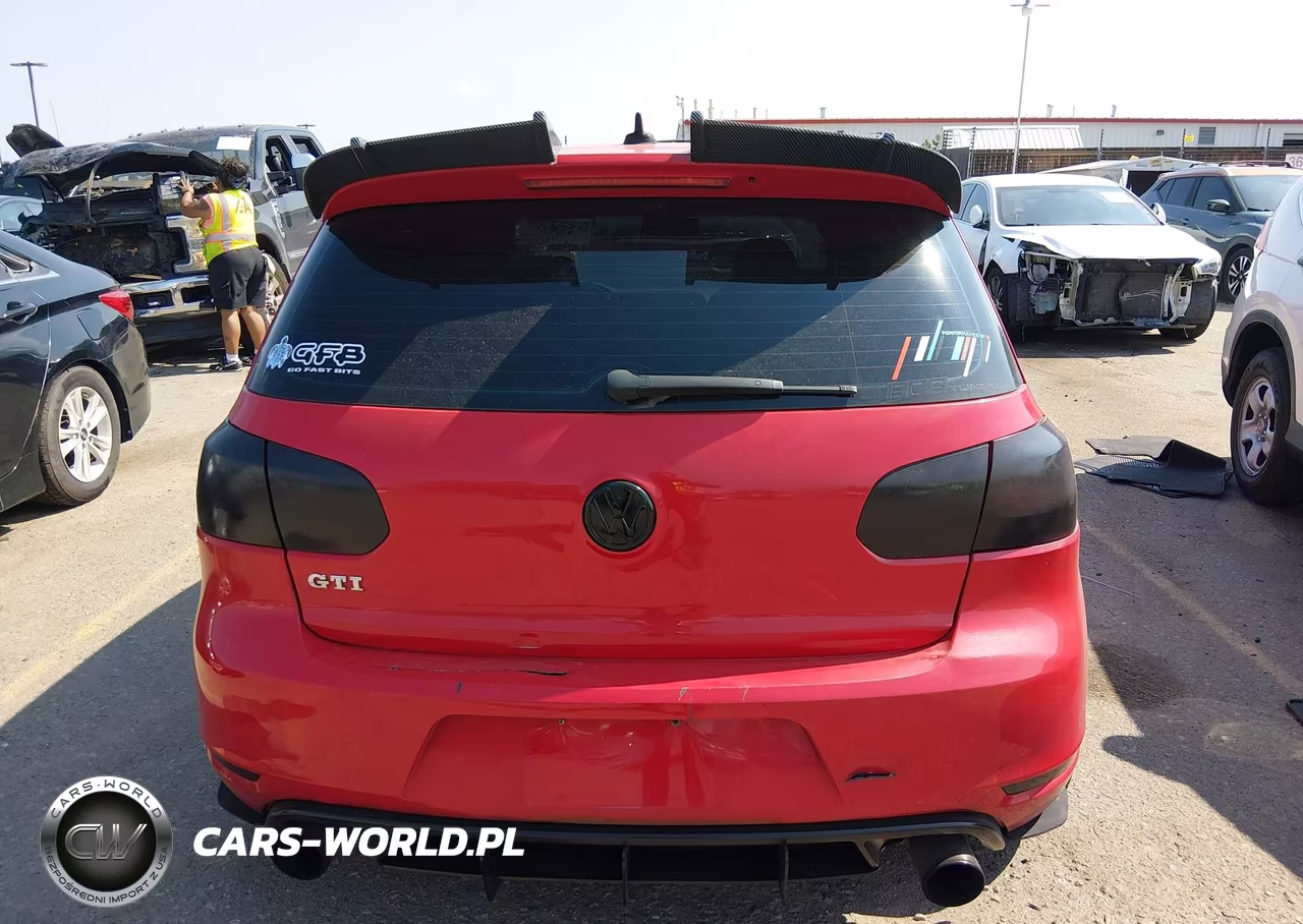 2011 Volkswagen Gti 2-Door VIN:WVWED7AJ6BW327223 - 16