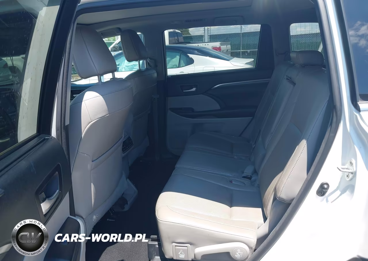 2017 Toyota Highlander Limited Platinum VIN:5TDDZRFH1HS441816 - 8