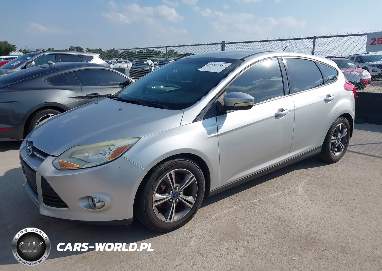2014 Ford Focus Se VIN:1FADP3K25EL354881 - 2