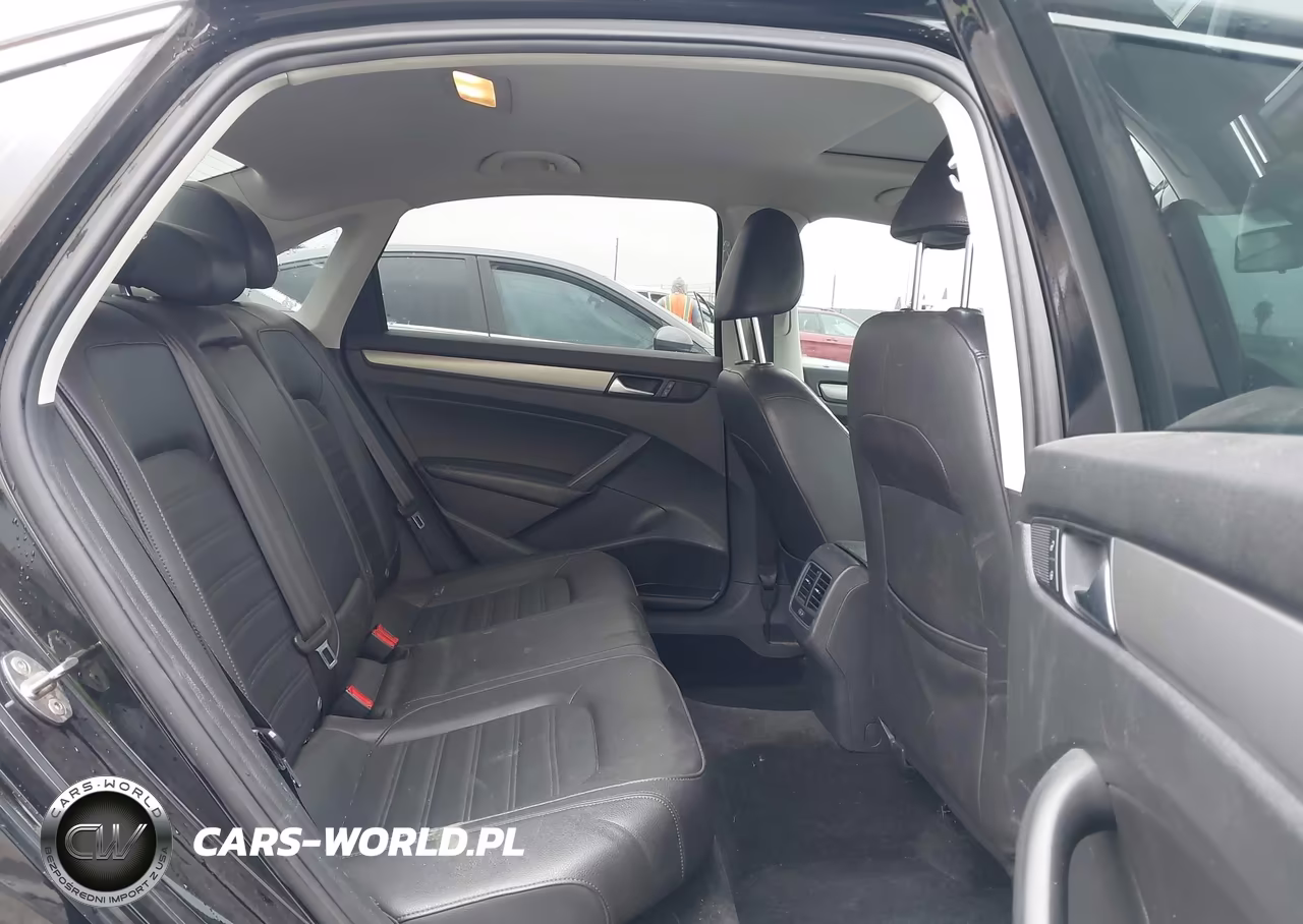 2015 Volkswagen Passat 1.8T Se VIN:1VWBT7A30FC071060 - 8