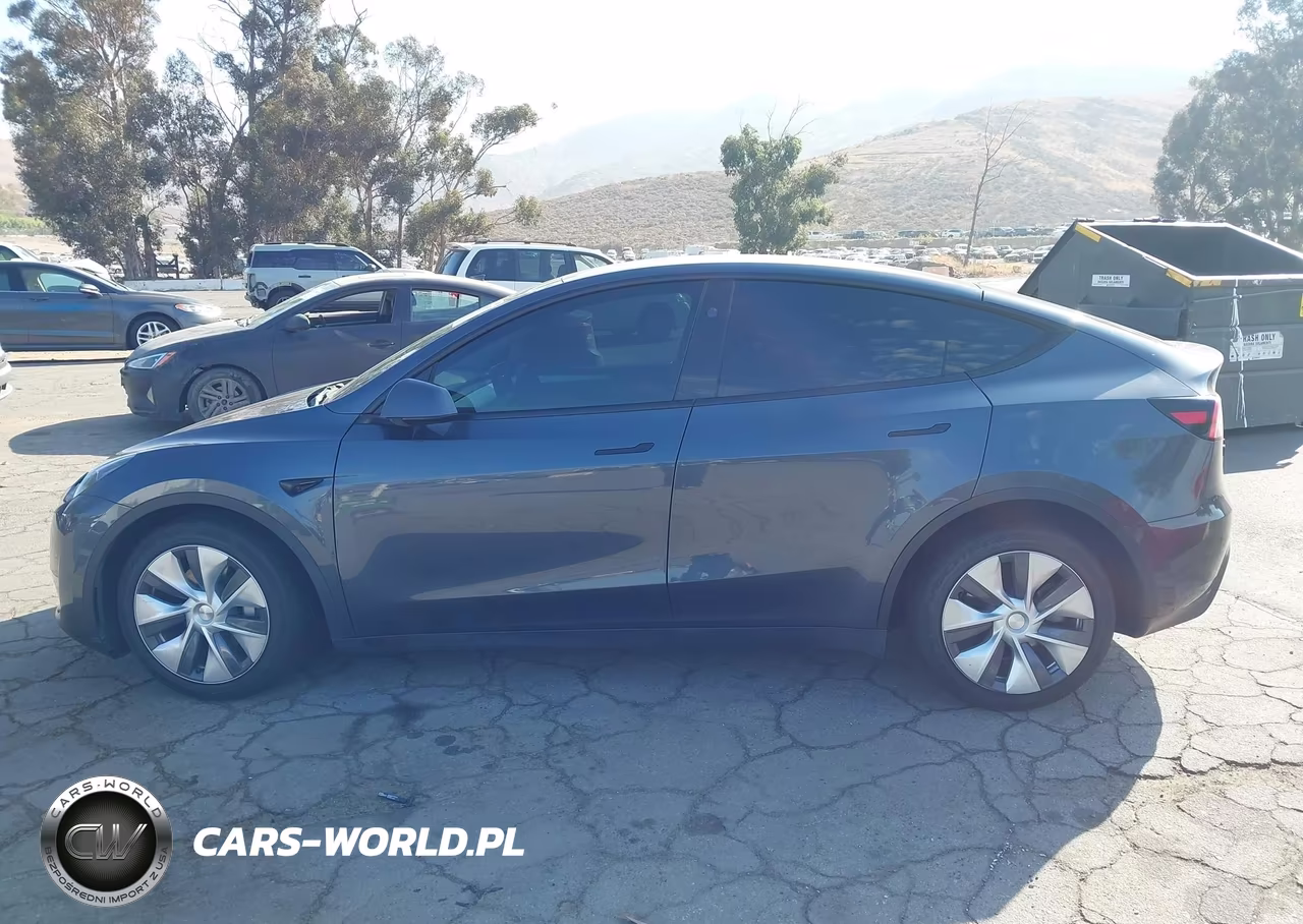 2023 Tesla Model Y Awd-Long Range Dual Motor All-Wheel Drive VIN:7SAYGDEE5PA161157 - 15