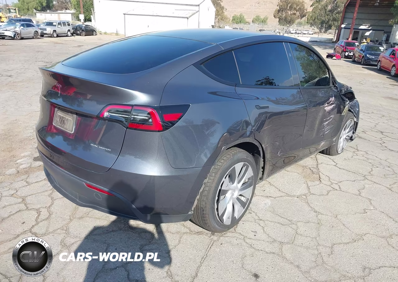 2023 Tesla Model Y Awd-Long Range Dual Motor All-Wheel Drive VIN:7SAYGDEE5PA161157 - 4