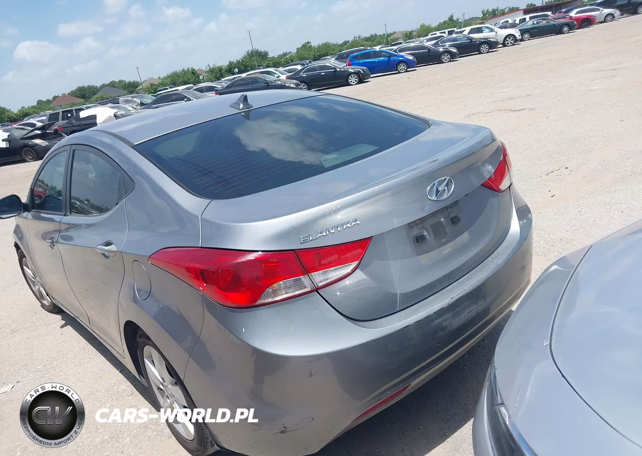 2013 Hyundai Elantra Gls VIN:KMHDH4AE3DU487166 - 3