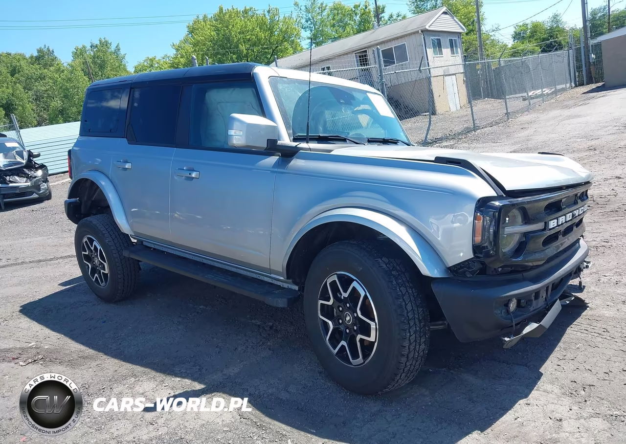 2024 Ford Bronco Outer Banks – zdjęcie 1 z 21