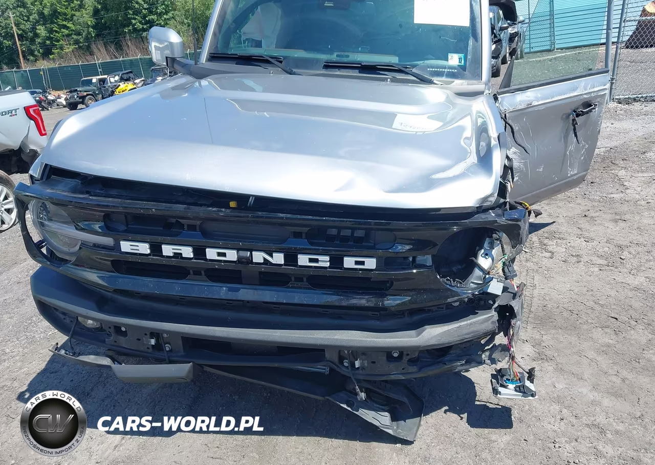 2024 Ford Bronco Outer Banks VIN:1FMDE8BH9RLB42827 - 17