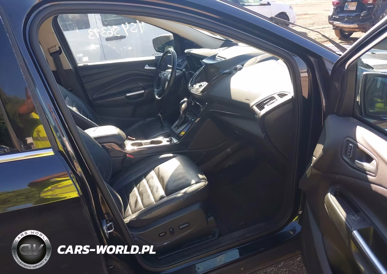 2015 Ford Escape Titanium VIN:1FMCU0JX8FUB69600 - 5