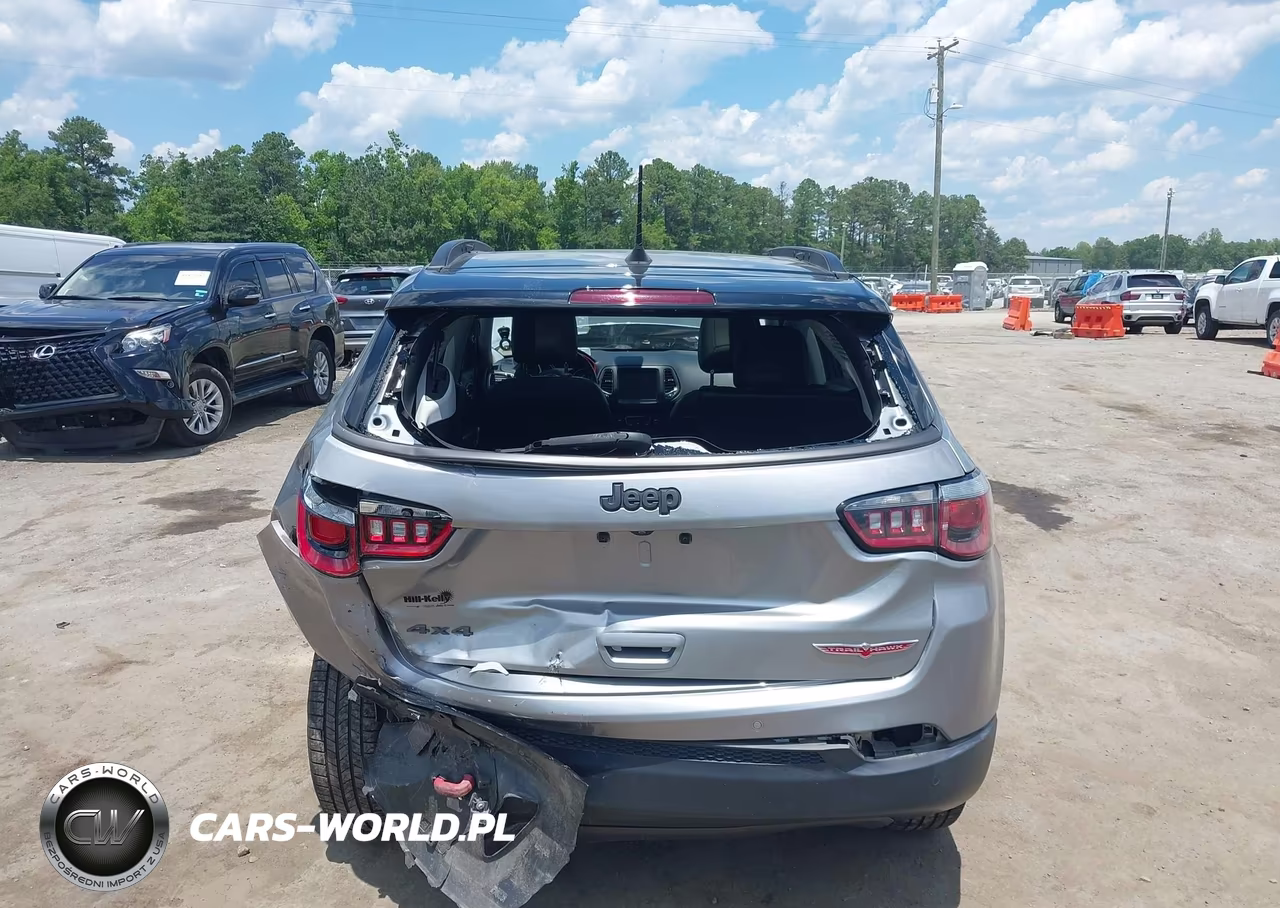 2019 Jeep Compass Trailhawk 4X4 VIN:3C4NJDDB7KT790540 - 16