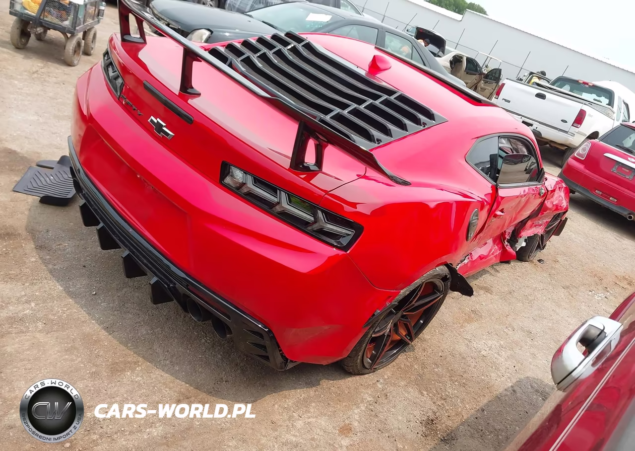 2017 Chevrolet Camaro 1Ss VIN:1G1FF1R77H0174280 - 4