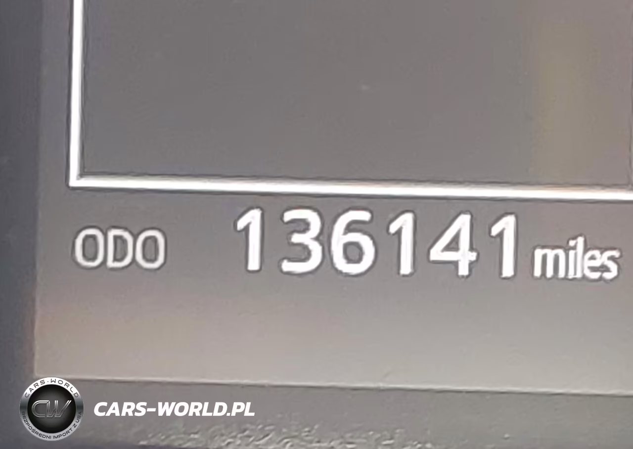 2018 Toyota Camry Le VIN:JTNB11HKXJ3029051 - 15