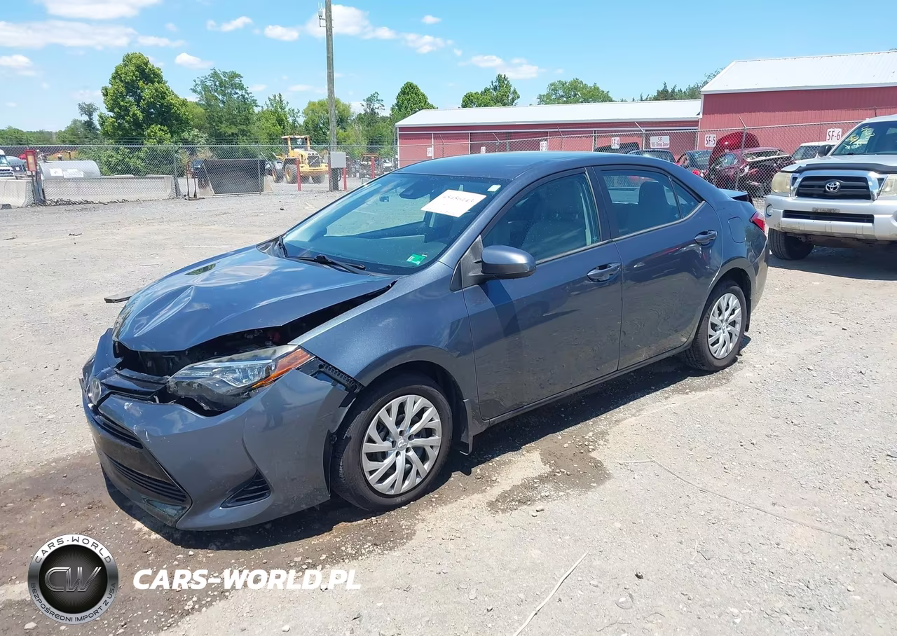 2018 Toyota Corolla Le VIN:2T1BURHE6JC097410 - 2