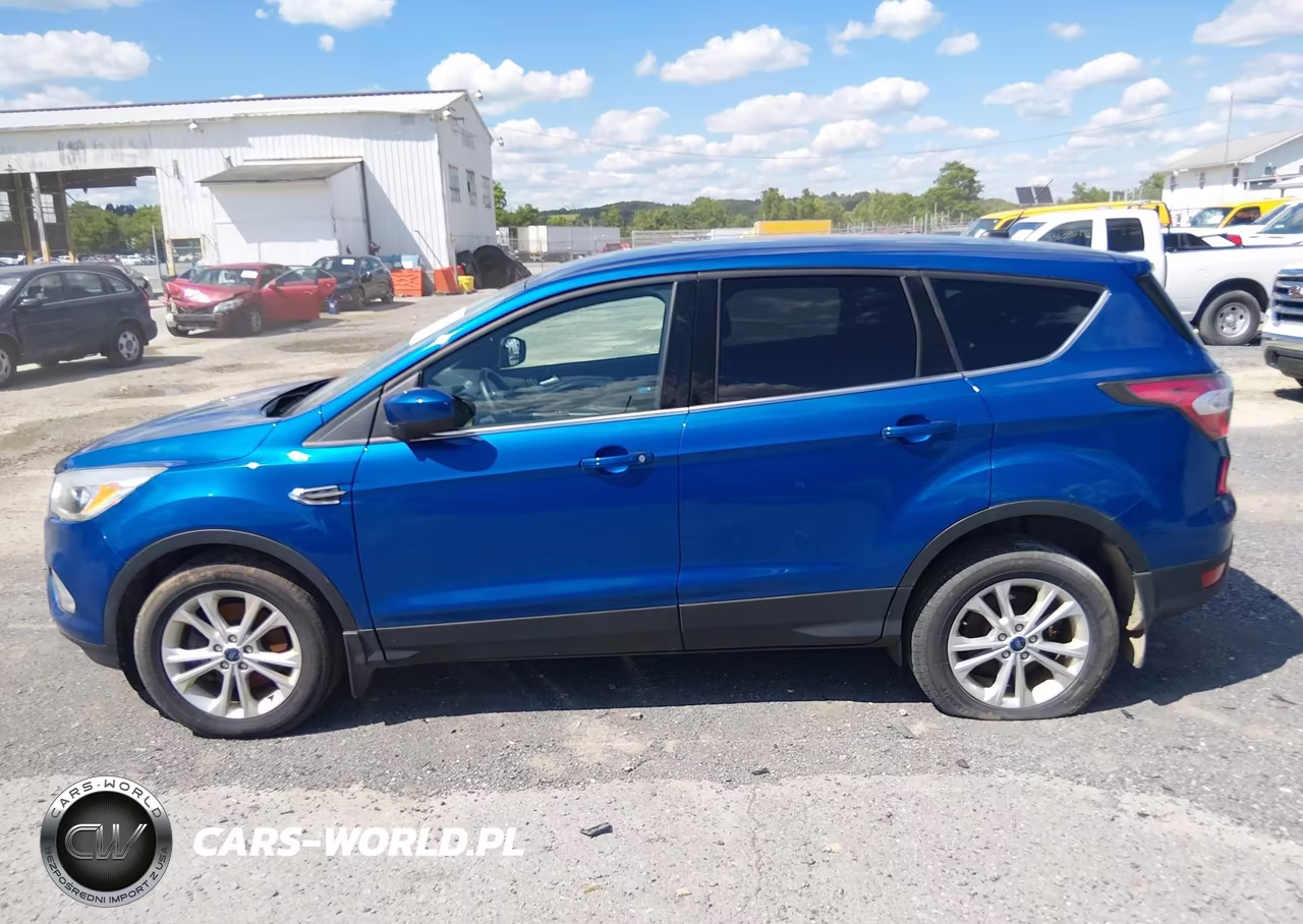 2017 Ford Escape Se VIN:1FMCU9G9XHUA56912 - 14