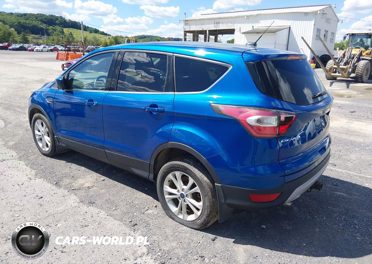 2017 Ford Escape Se VIN:1FMCU9G9XHUA56912 - 3
