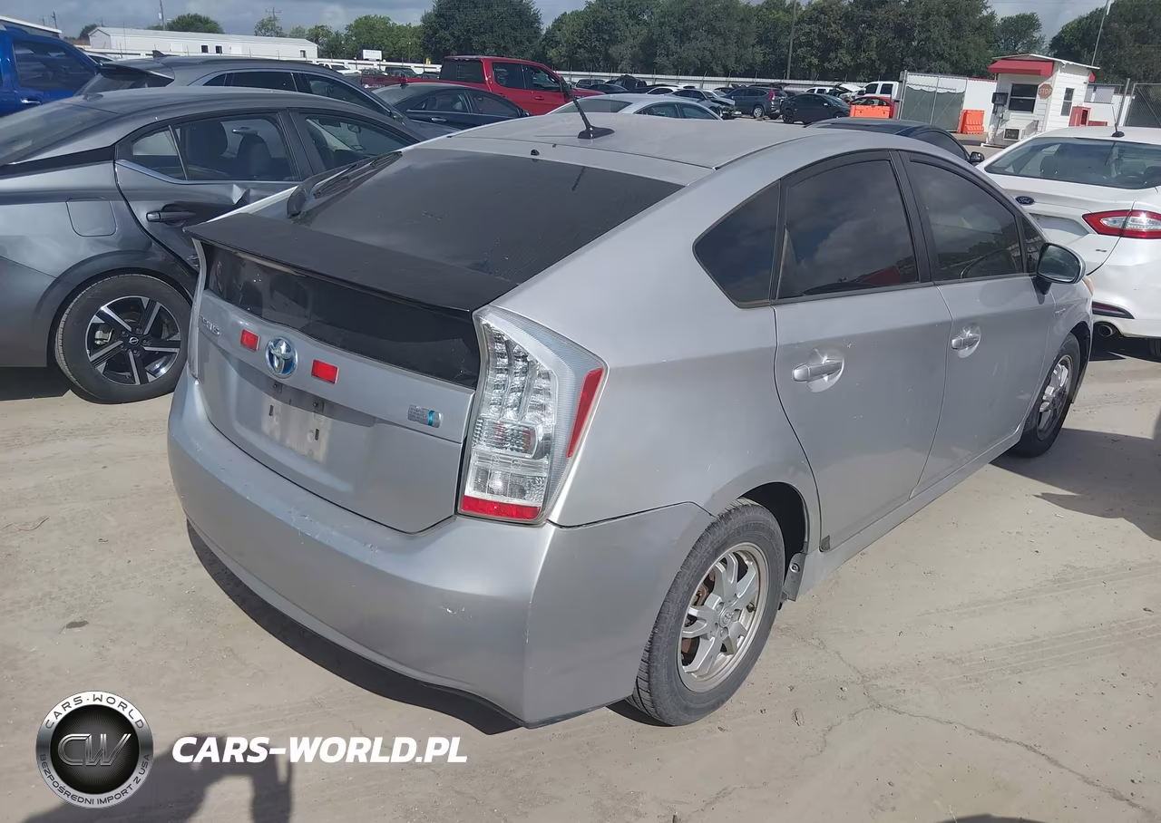 2010 Toyota Prius Ii VIN:JTDKN3DU4A1303545 - 4