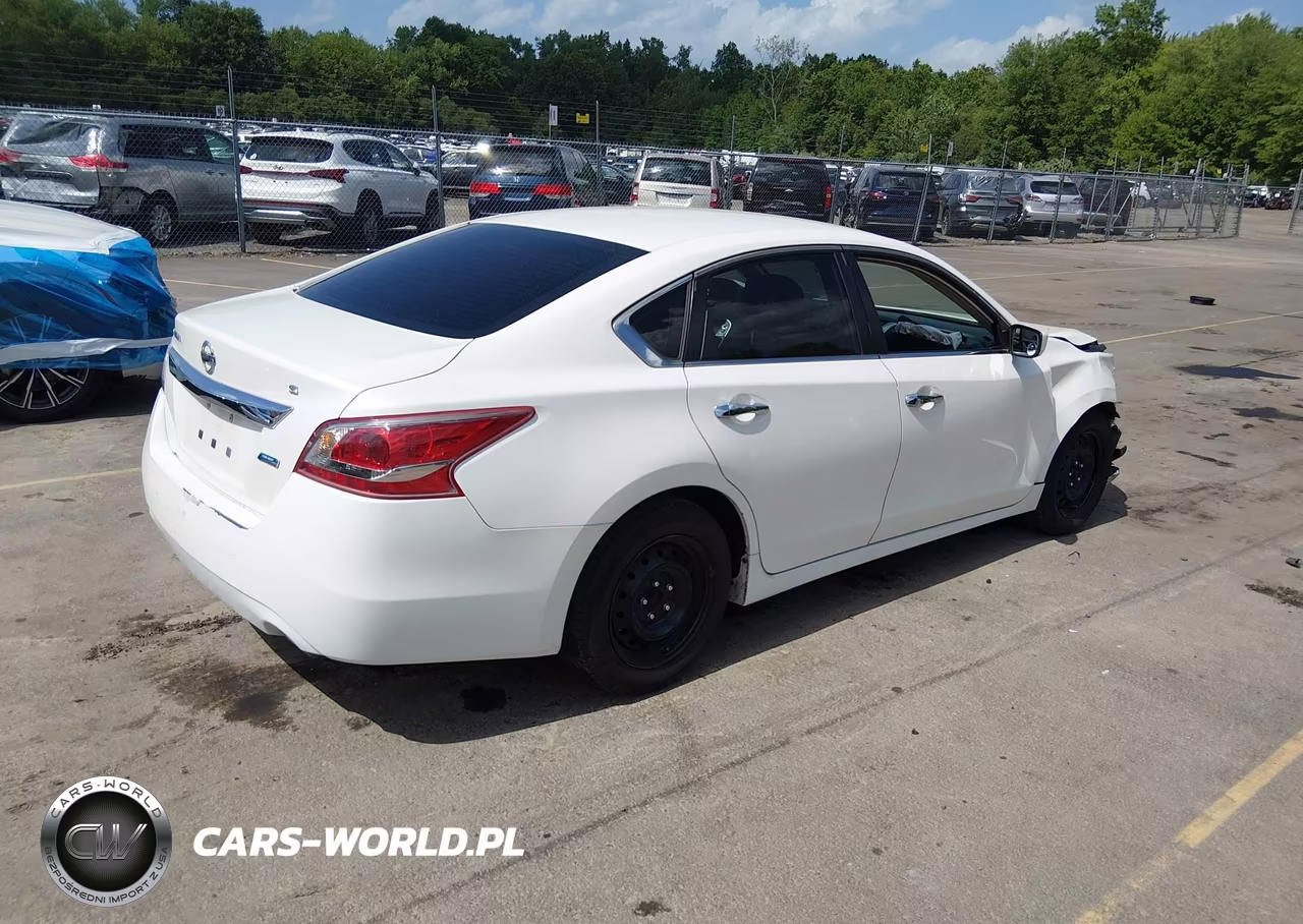 2013 Nissan Altima 2.5 S VIN:1N4AL3AP4DC269086 - 4