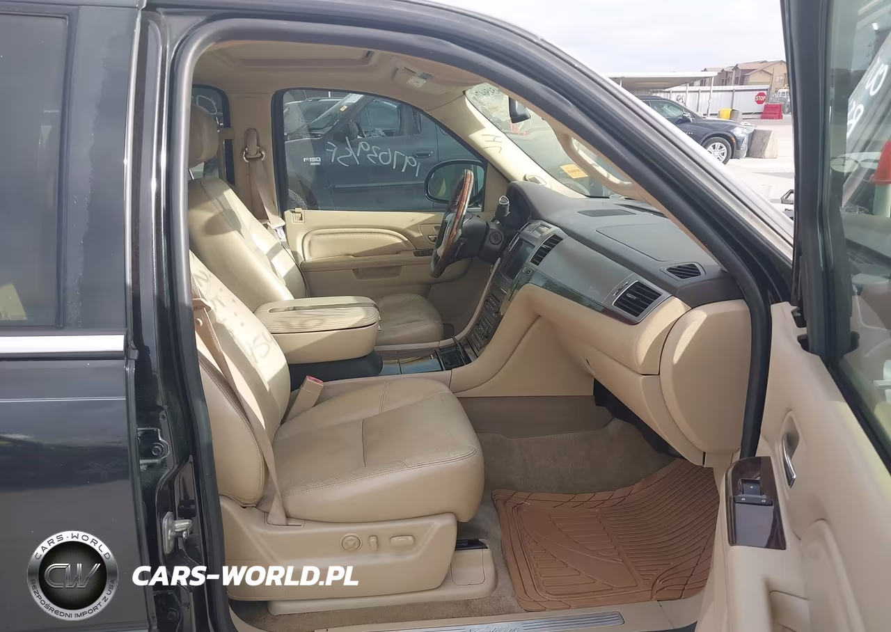 2011 Cadillac Escalade Premium VIN:1GYS4CEF6BR196336 - 5