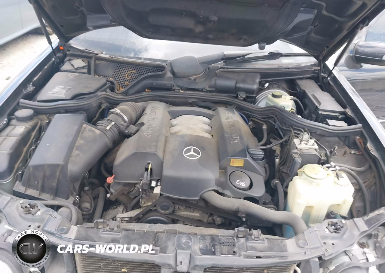 2000 Mercedes-Benz E 320 VIN:WDBJF65J8YB115094 - 10
