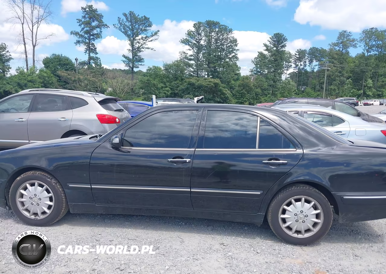 2000 Mercedes-Benz E 320 VIN:WDBJF65J8YB115094 - 14