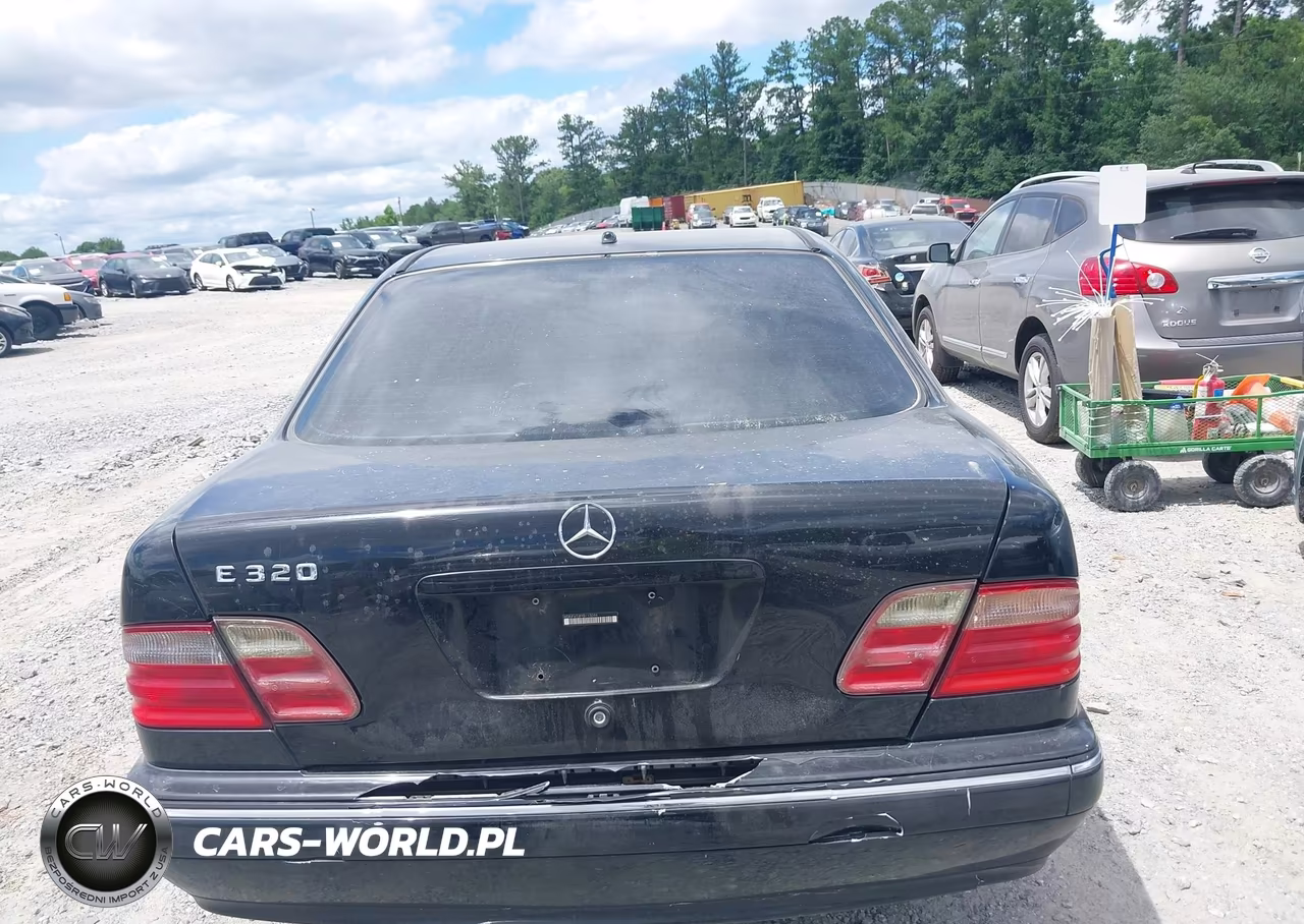 2000 Mercedes-Benz E 320 VIN:WDBJF65J8YB115094 - 16