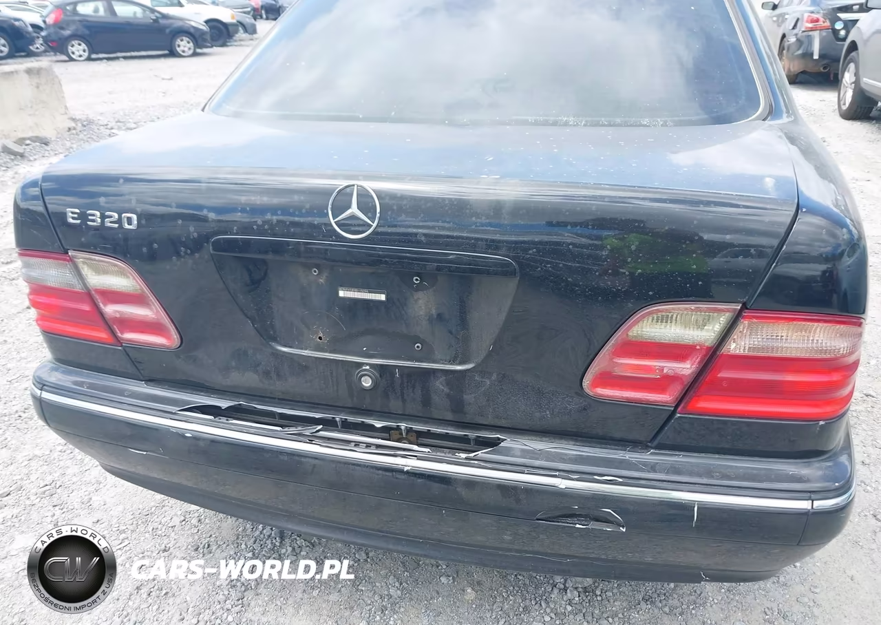 2000 Mercedes-Benz E 320 VIN:WDBJF65J8YB115094 - 6