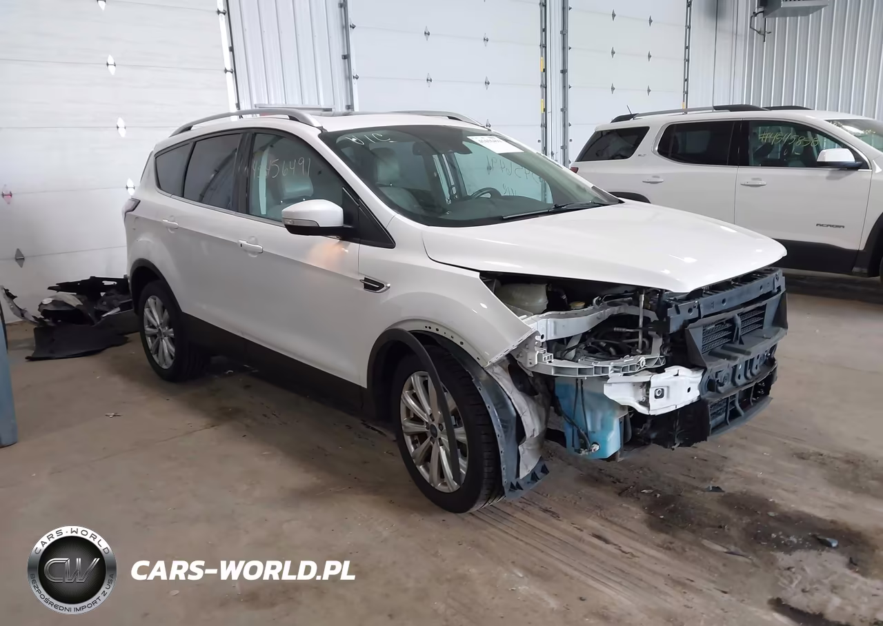 2017 Ford Escape Titanium – zdjęcie 1 z 17