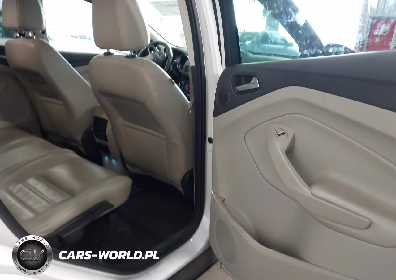 2017 Ford Escape Titanium VIN:1FMCU0JD5HUC48084 - 8