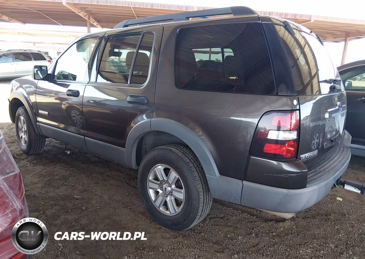 2006 Ford Explorer Xlt VIN:1FMEU73E76UA30362 - 3