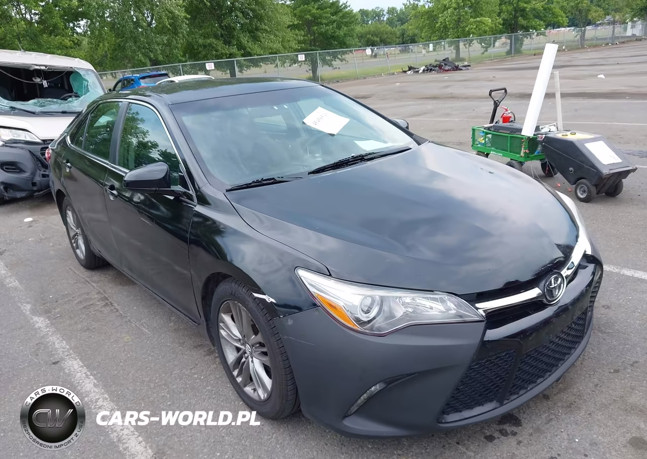 2015 Toyota Camry Se – zdjęcie 1 z 19