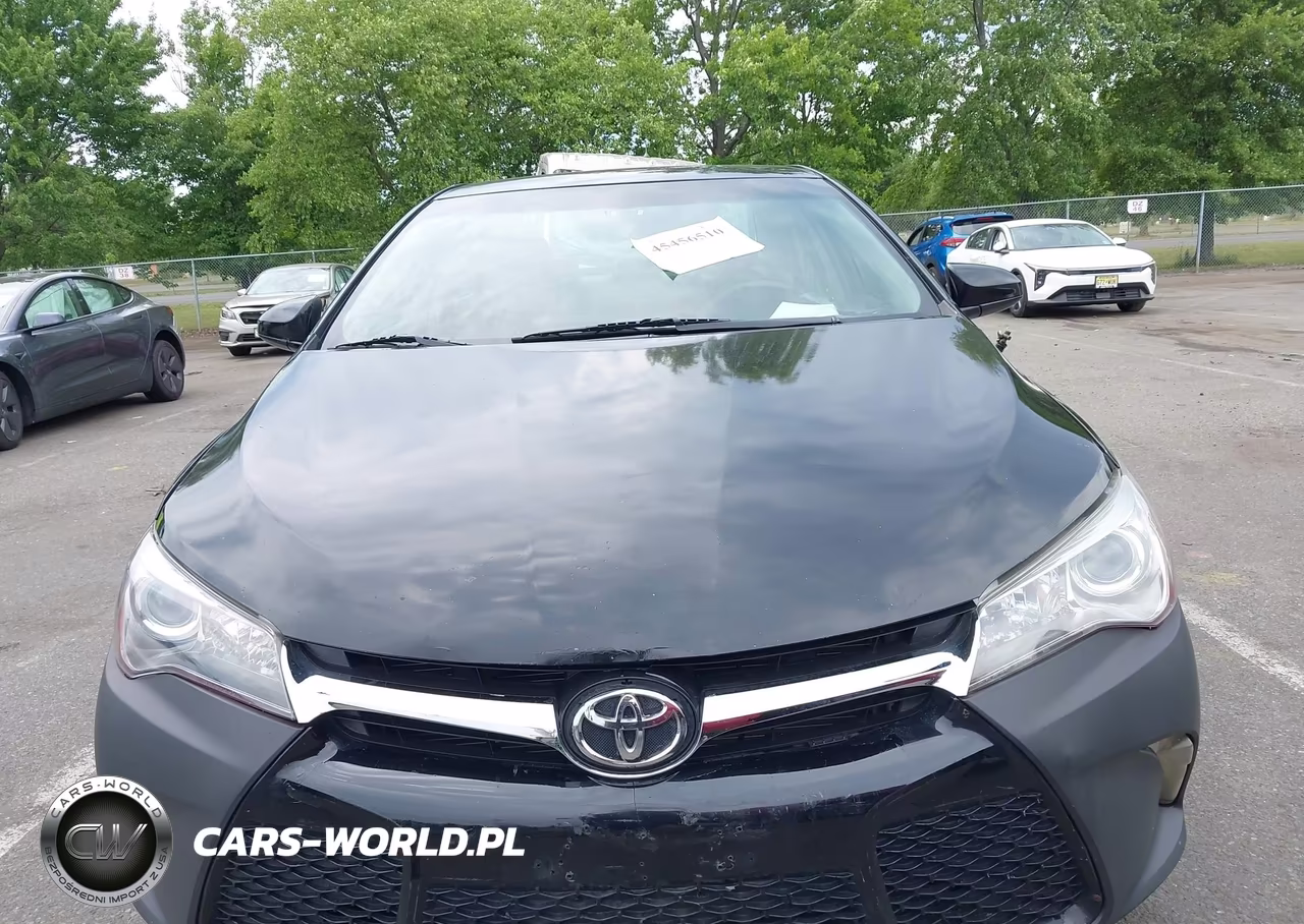 2015 Toyota Camry Se VIN:4T1BF1FK8FU489833 - 12