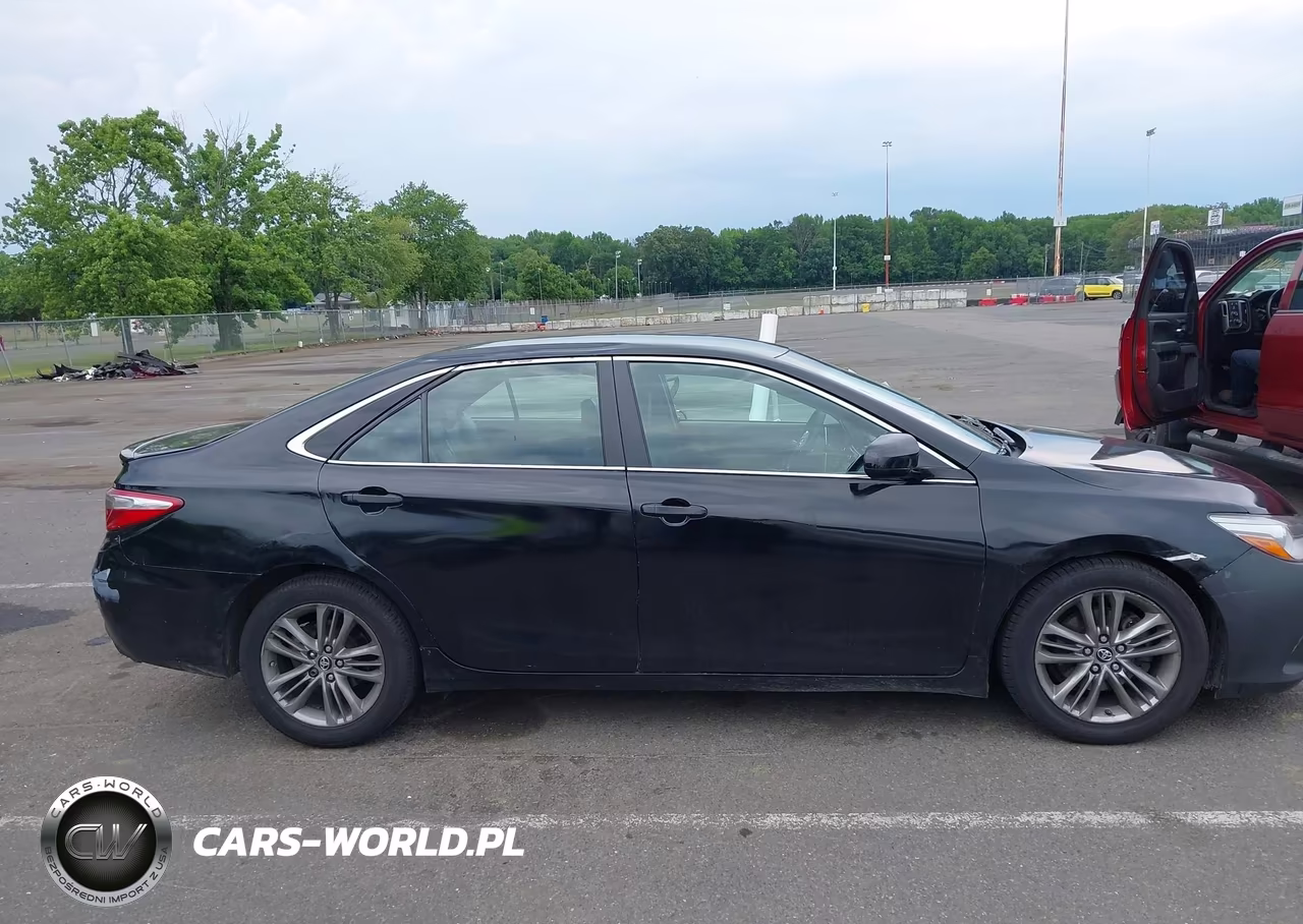 2015 Toyota Camry Se VIN:4T1BF1FK8FU489833 - 13