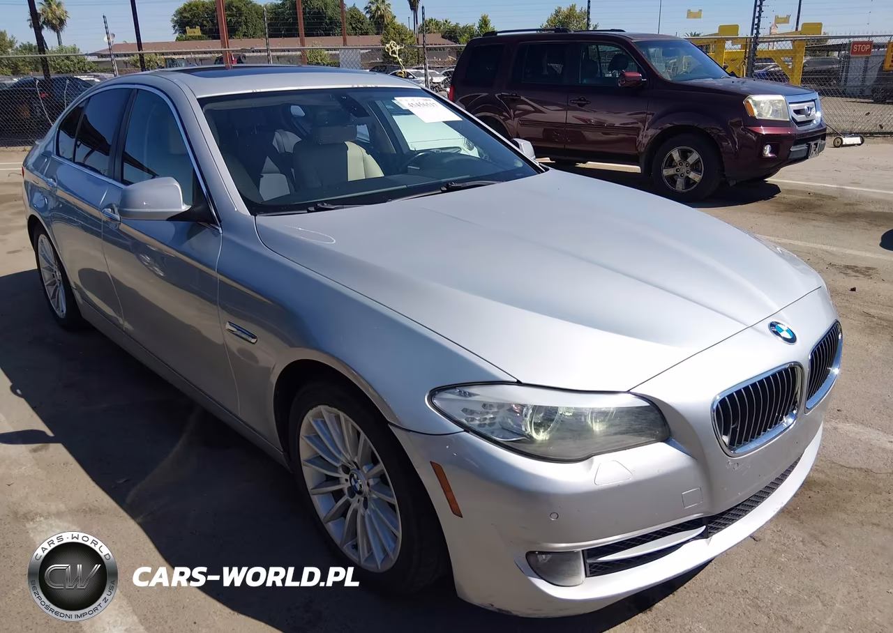 2011 BMW 535I