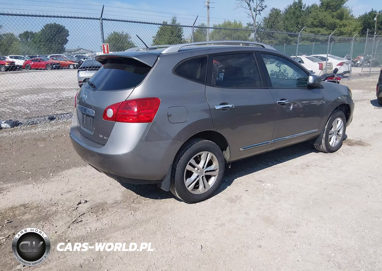 2012 Nissan Rogue Sv VIN:JN8AS5MV6CW706087 - 4