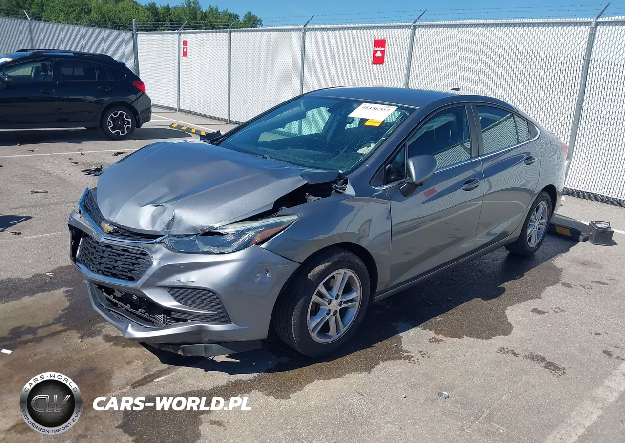 2018 Chevrolet Cruze Lt Auto VIN:1G1BE5SM3J7146966 - 2