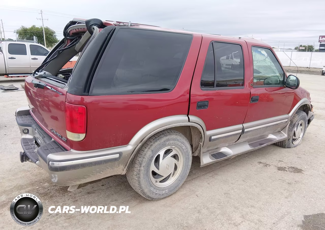 1998 Chevrolet Blazer Lt VIN:1GNDT13W9W2119880 - 4
