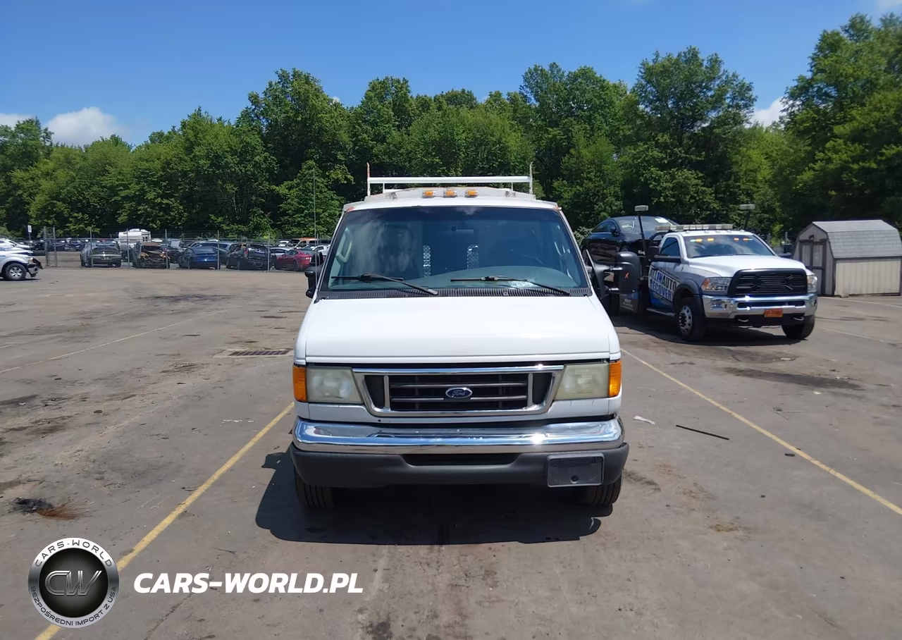2003 Ford E-350 Cutaway Standard VIN:1FDSE35LX3HB18380 - 12