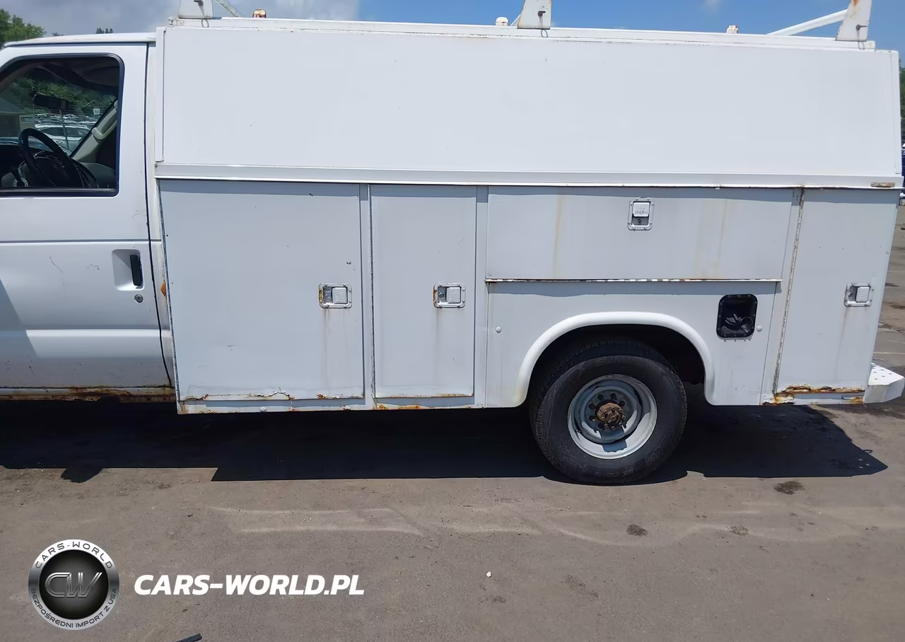 2003 Ford E-350 Cutaway Standard VIN:1FDSE35LX3HB18380 - 19