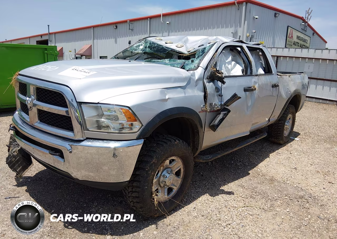 2018 Ram 2500 VIN:3C6UR5CL9JG378512 - 2