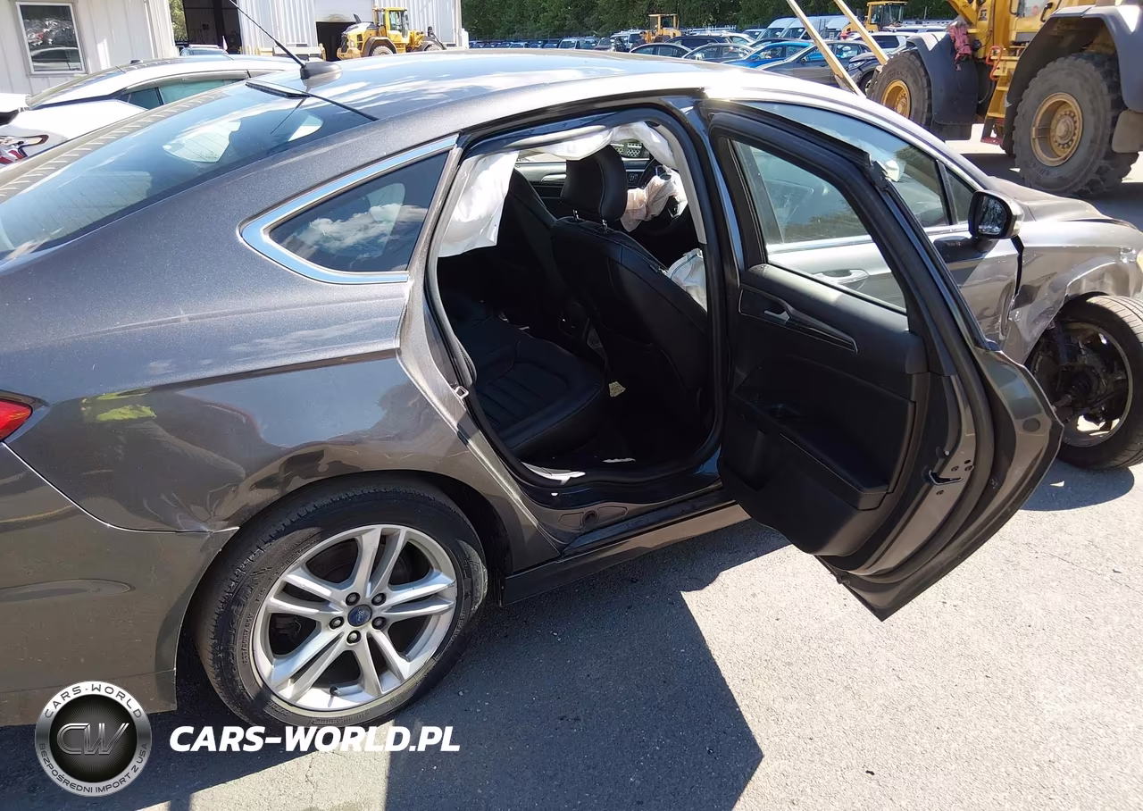 2018 Ford Fusion Se VIN:3FA6P0HD5JR195405 - 8