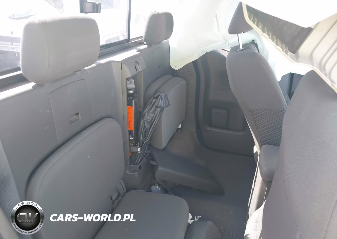 2018 Nissan Frontier Sv VIN:1N6DD0CW0JN747444 - 8