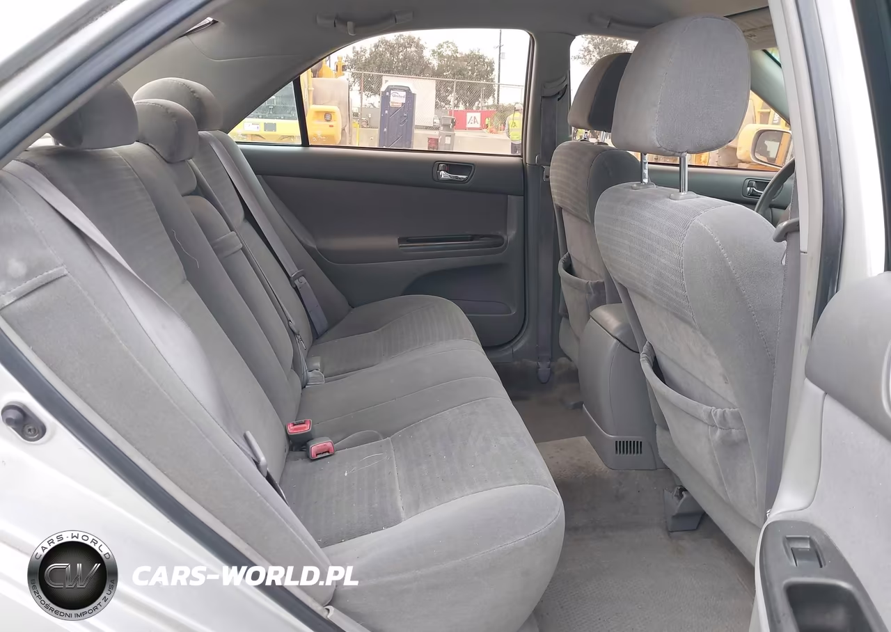 2005 Toyota Camry Le VIN:4T1BE32KX5U413226 - 8
