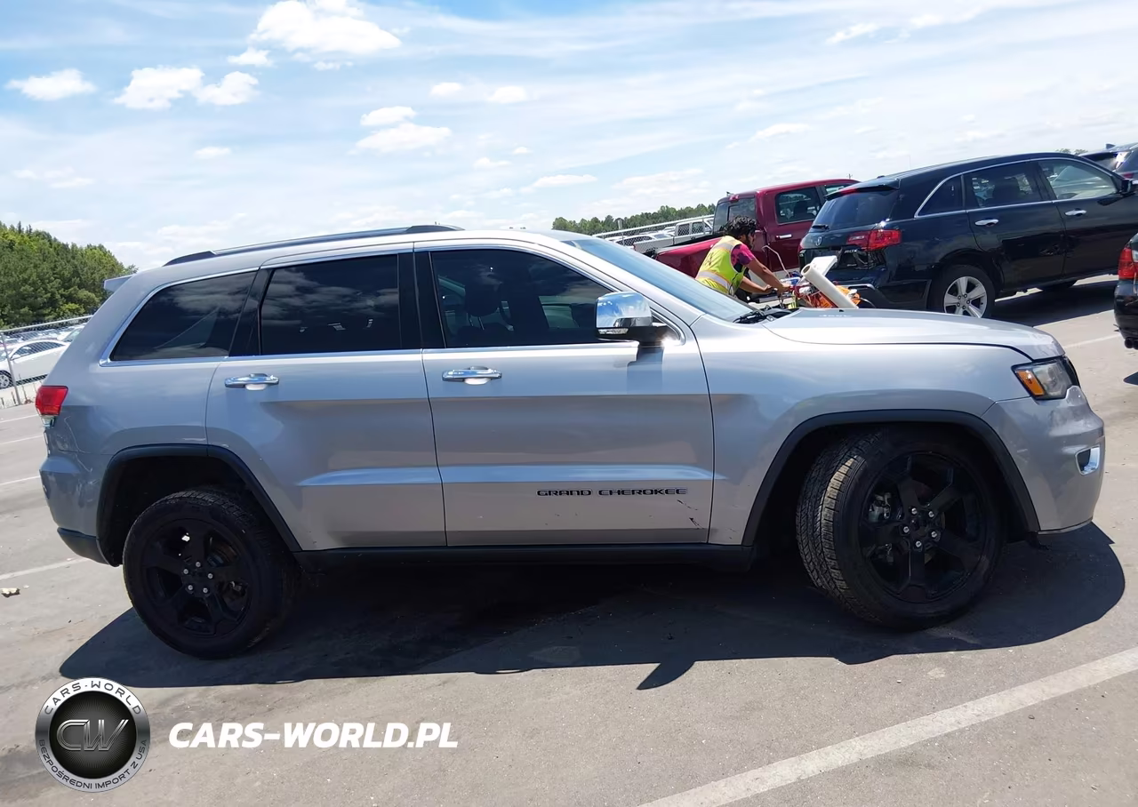 2018 Jeep Grand Cherokee Limited 4X4 VIN:1C4RJFBG6JC124436 - 14